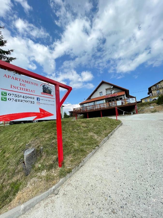 Red Family Apartments Păltiniş Exteriör bild